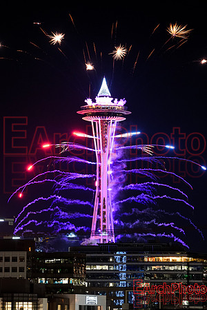 Earchphoto-NYE-2018-Space-Needle-L-2