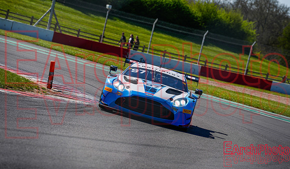 Earchphoto-Sports-BritishGT-DP-2025-prax-L-31
