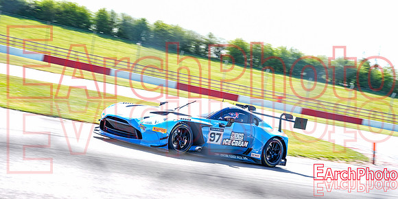 Earchphoto-Sports-BritishGT-DP-2025-prax-L-37