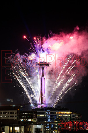 Earchphoto-NYE-2018-Space-Needle-L-6
