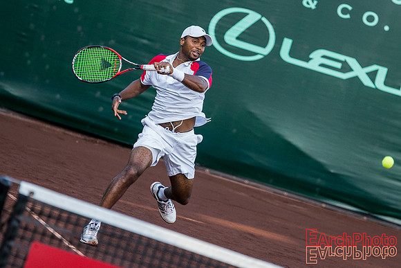 Earchphoto-Tennis-ATP-tour-2016-mens-clay-court-web-t-1
