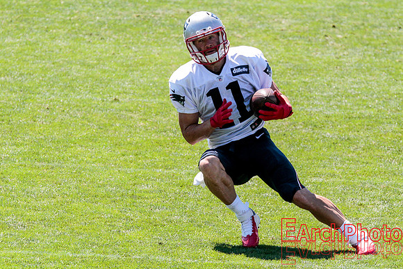 Earchphoto-New-England-Patriots-Training-Camp-2015-LOGO-178