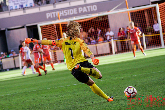 Earchphoto-Alyssa-Naeher-GK-C-Chicago-Red-Stars-2018-F-L-50