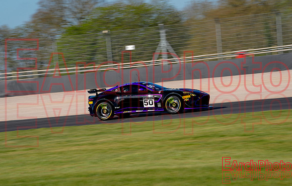 Earchphoto-Sports-BritishGT-DP-2025-prax-L-18
