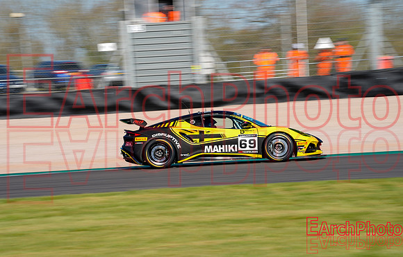 Earchphoto-Sports-BritishGT-DP-2025-prax-L-13